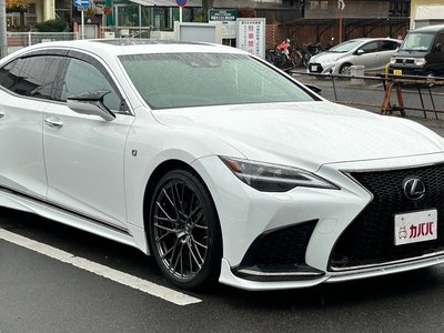 LEXUS LS - 3