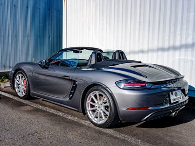 صورة 11 لـ 2017 Porsche 718