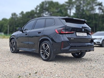 صورة 7 لـ 2023 BMW X1