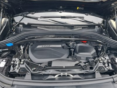 صورة 9 لـ 2023 BMW X1