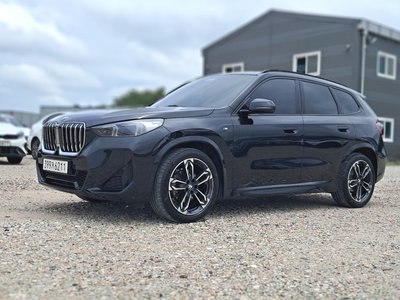 صورة 4 لـ 2023 BMW X1