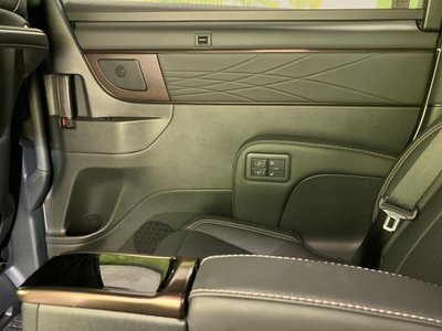 2025 Toyota ALPHARD — миниатюра 23