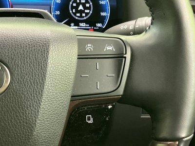 2025 Toyota ALPHARD — миниатюра 35
