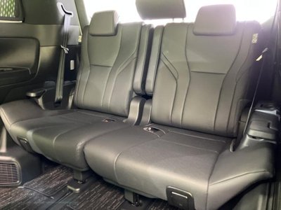 2025 Toyota ALPHARD — миниатюра 19