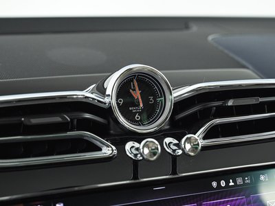 صورة مصغرة 29 لـ 2023 Bentley BENTAYGA
