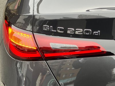 MERCEDES-BENZ GLC - 10