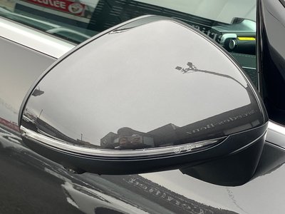 MERCEDES-BENZ GLC - 7