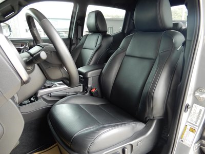 صورة 29 لـ 2021 Toyota TACOMA