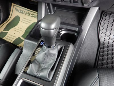 صورة 45 لـ 2021 Toyota TACOMA
