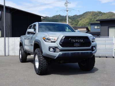 TOYOTA TACOMA - 9