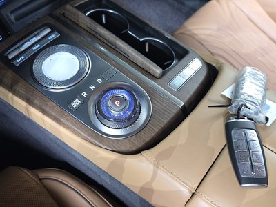 GENESIS G80 (RG3) - 9