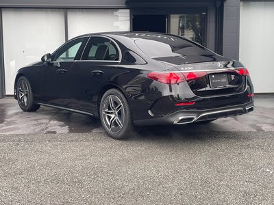 MERCEDES-BENZ E-CLASS - 4