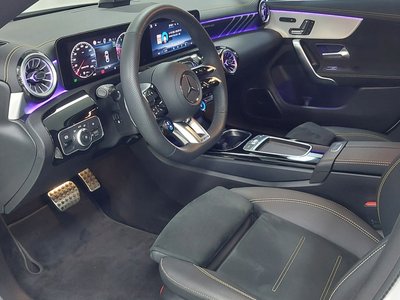 MERCEDES-BENZ CLA - 9