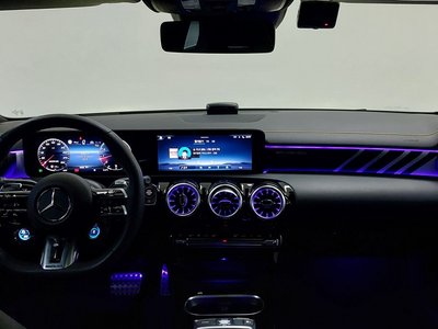 MERCEDES-BENZ CLA - 4