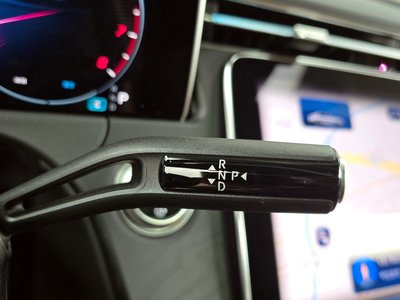 MERCEDES-BENZ E-CLASS - 9