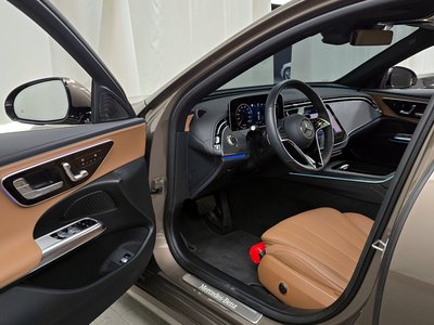 MERCEDES-BENZ E-CLASS - 10