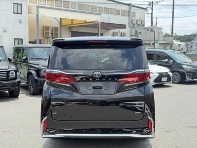 2023 Toyota ALPHARD — фото 5