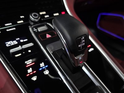 PORSCHE PANAMERA - 9