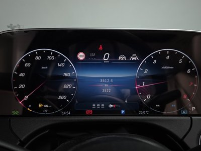 صورة 8 لـ 2024 Mercedes-BENZ E-CLASS
