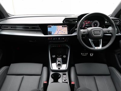 صورة 7 لـ 2025 AUDI A3 SEDAN