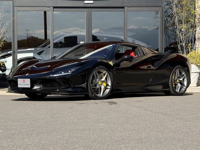 FERRARI F8 SPIDER