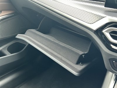 صورة مصغرة 43 لـ 2024 BMW 3 SERIES