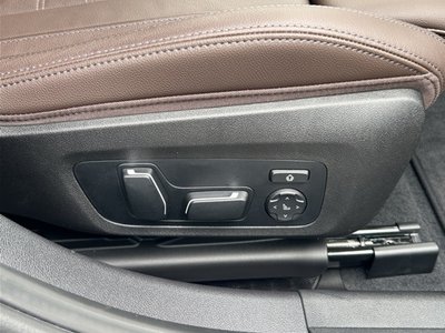 صورة مصغرة 45 لـ 2024 BMW 3 SERIES