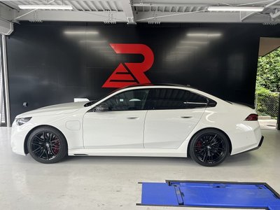 صورة 8 لـ 2025 BMW M5