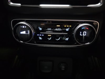 2022 Genesis GV80 thumbnail 19