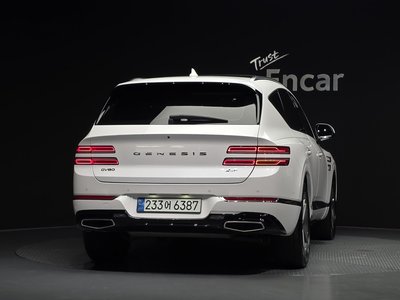 صورة 4 لـ 2022 Genesis GV80