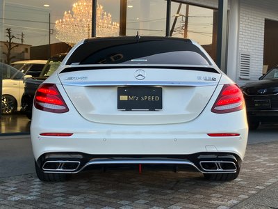 MERCEDES-BENZ E-CLASS AMG - 10