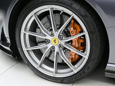 2021 Ferrari 812 GTS — миниатюра 17