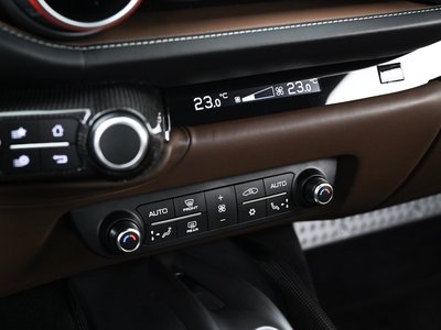 2021 Ferrari 812 GTS — миниатюра 26