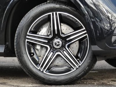 MERCEDES-BENZ GLC - 8