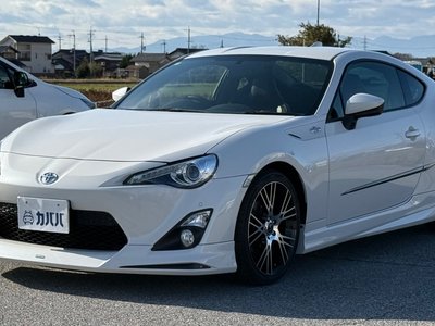 TOYOTA 86 - 1
