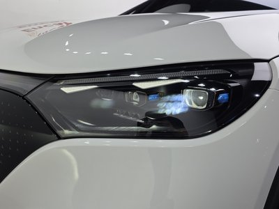 MERCEDES-BENZ EQE - 9