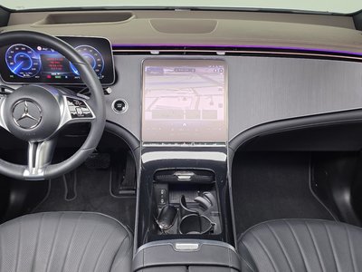 MERCEDES-BENZ EQE - 5