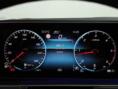 2021 Mercedes-BENZ GLE thumbnail 11
