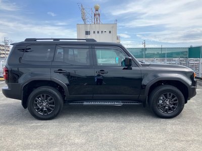 TOYOTA LAND CRUISER 250 - 5