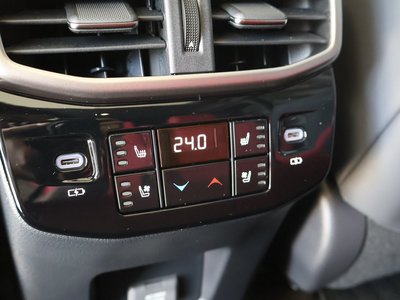 صورة مصغرة 41 لـ 2025 Lexus RX