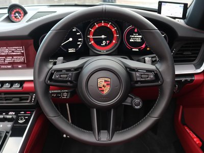 PORSCHE 911 CABRIOLET - 7