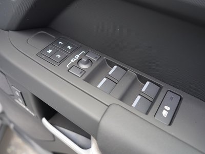 2026 LAND Rover DEFENDER — миниатюра 33