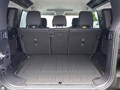 2026 LAND Rover DEFENDER — миниатюра 35