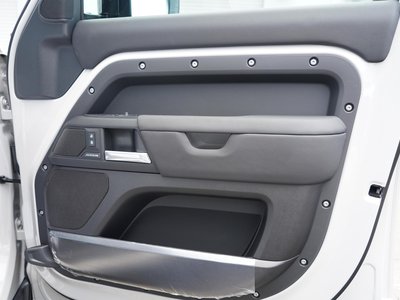 2026 LAND Rover DEFENDER — миниатюра 32