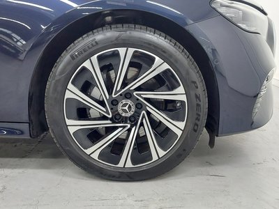 MERCEDES-BENZ E-CLASS - 6