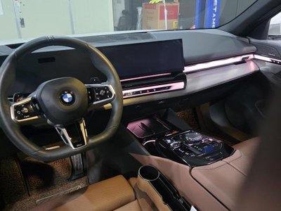 BMW 5 SERIES - 7