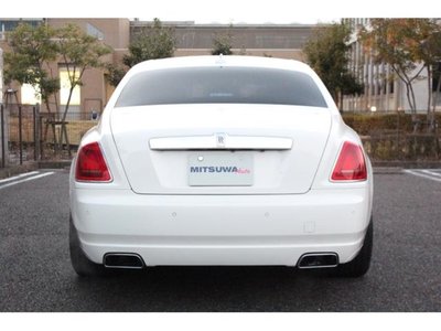 ROLLS-ROYCE GHOST - 9