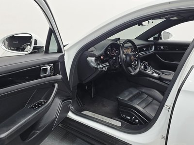 2021 Porsche PANAMERA 照片 10