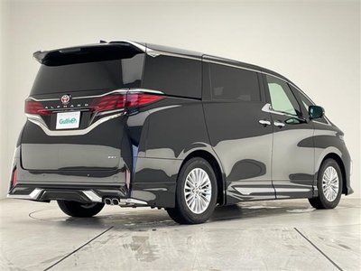 2025 Toyota ALPHARD thumbnail 38