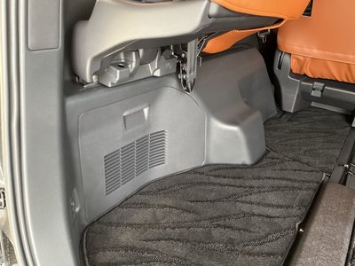 2025 Toyota ALPHARD thumbnail 53